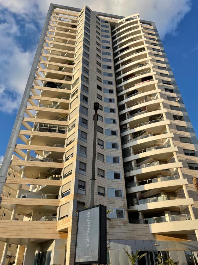 Isralux Apartments Bat Yam Luaran gambar
