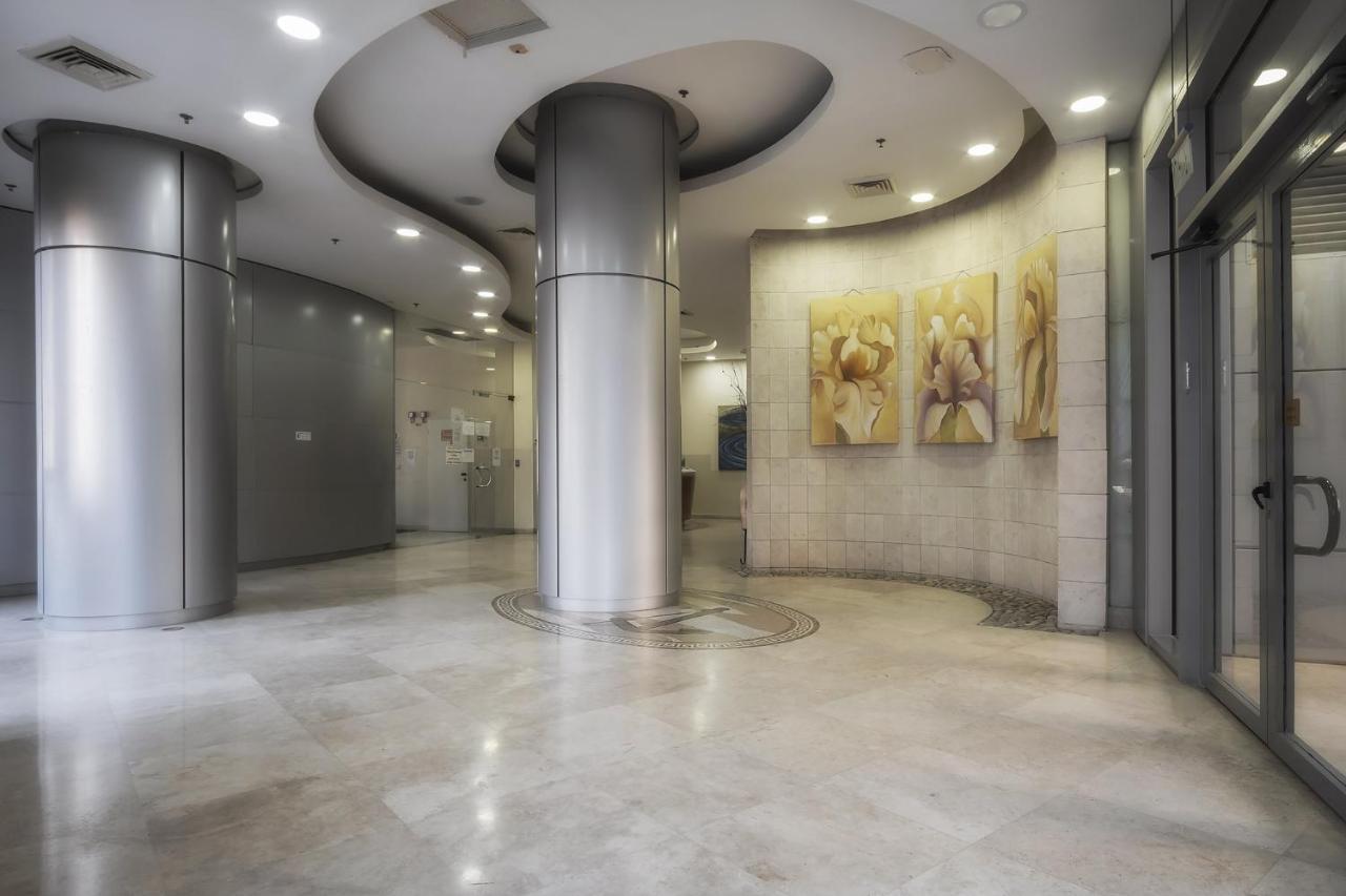 Isralux Apartments Bat Yam Luaran gambar