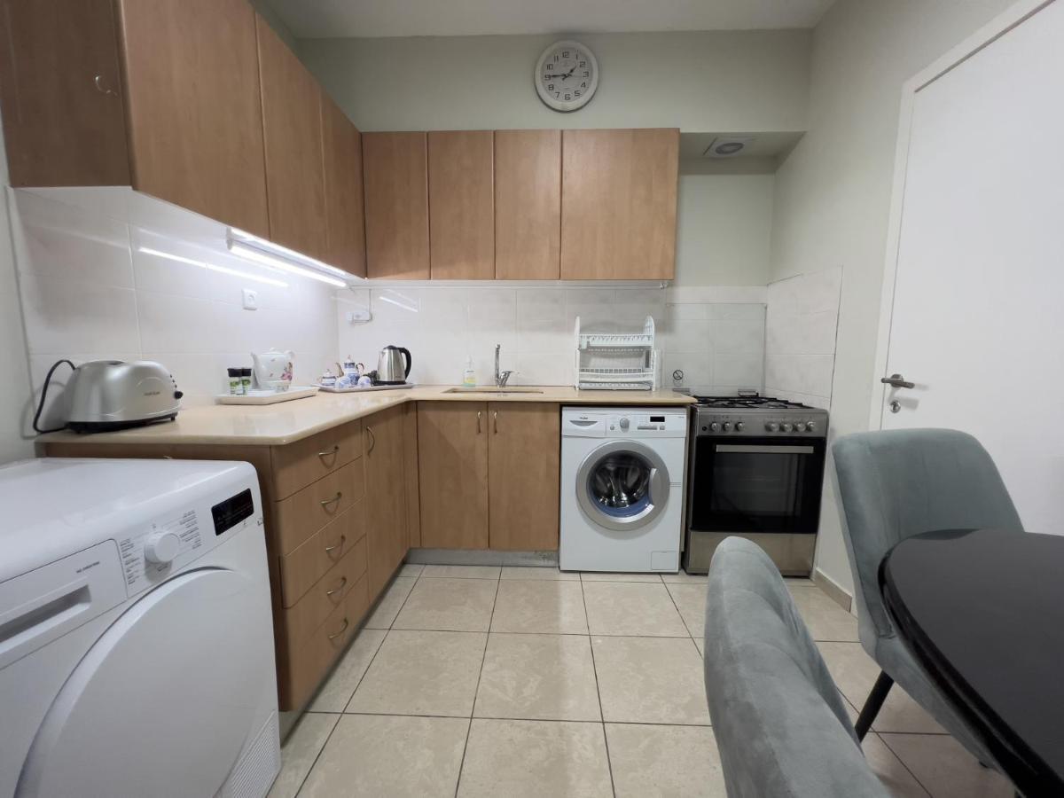 Isralux Apartments Bat Yam Luaran gambar