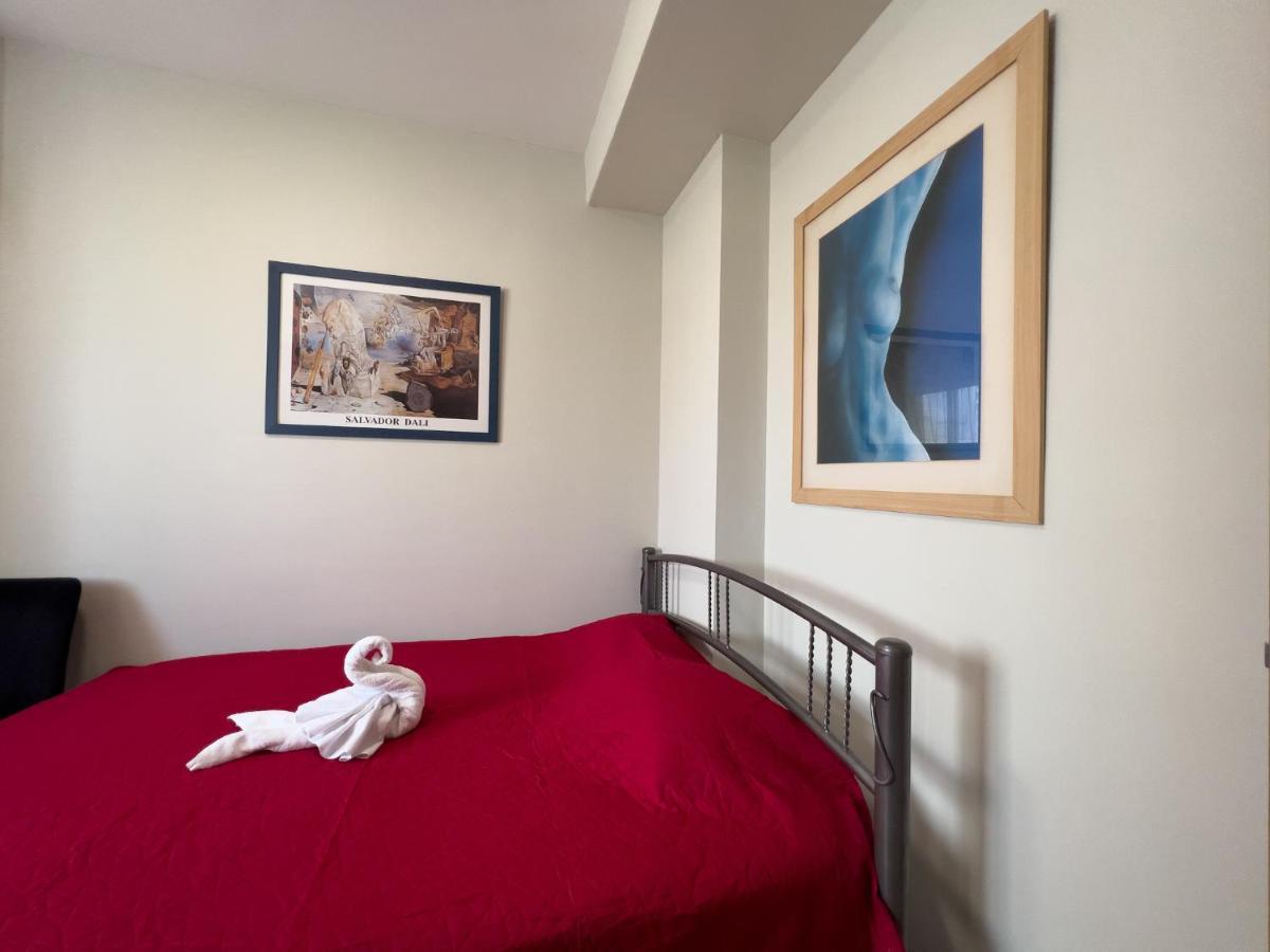 Isralux Apartments Bat Yam Luaran gambar